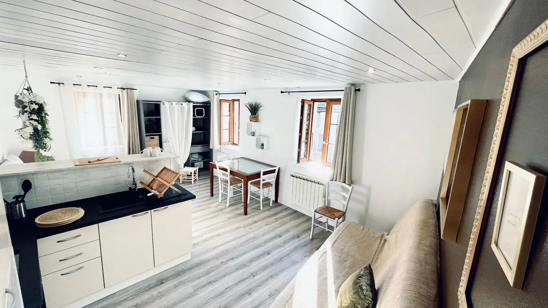 Kapuccino Appartement Chic Et Cosy Centre-Ville Wifi Chalencon