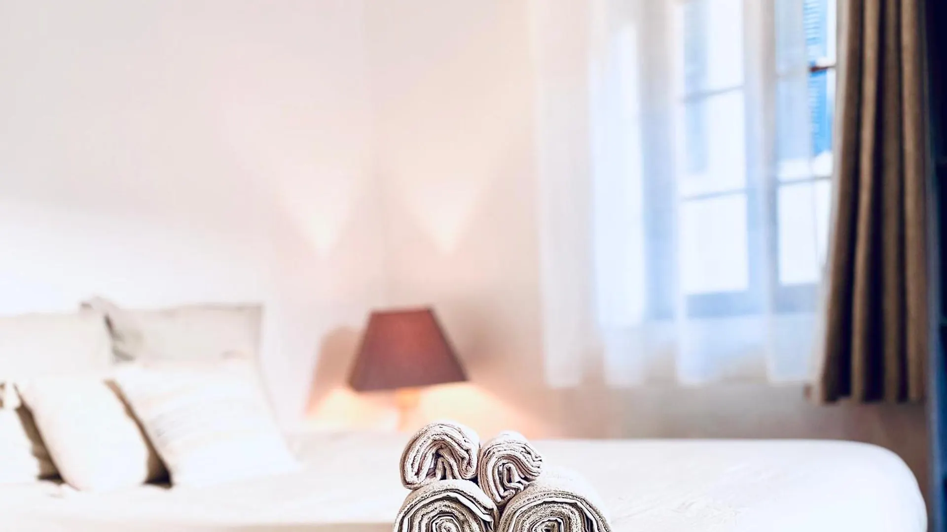 شقة Kapuccino Appartement Chic Et Cosy Centre-Ville Wifi Chalencon